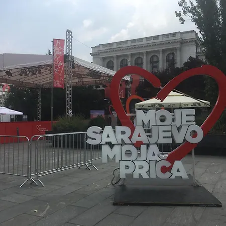 Sarajevo, Lovely Two Bedroom In The Very Center Апартаменты *