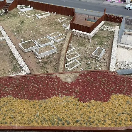 Sarajevo, Lovely Two Bedroom In The Very Center Сараево